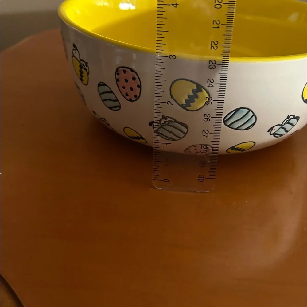 Decorative Easter Snoopy Serving Bowl